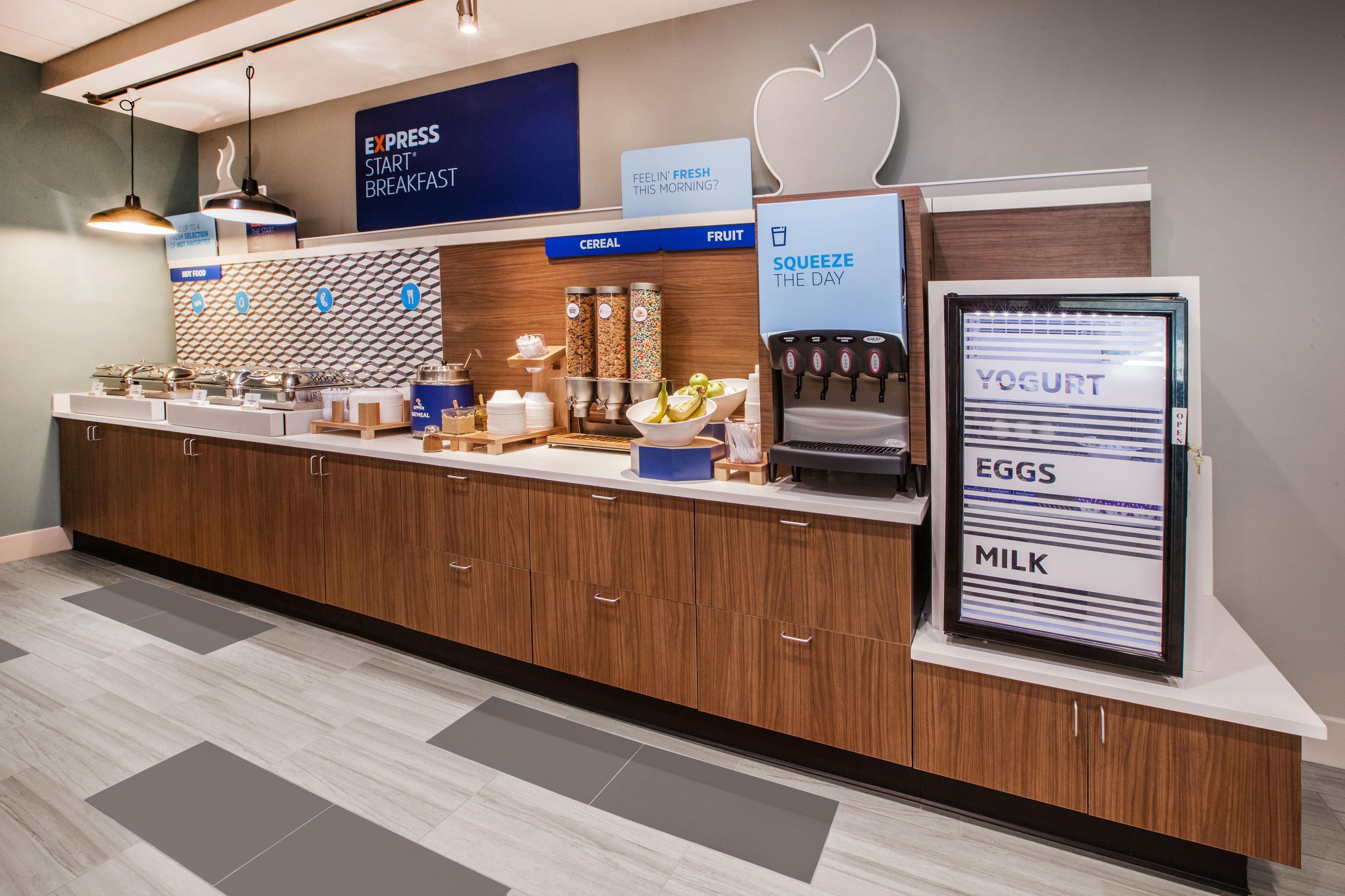 Holiday Inn Express & Suites - Houston East - Beltway 8 By Ihg Cloverleaf Eksteriør billede