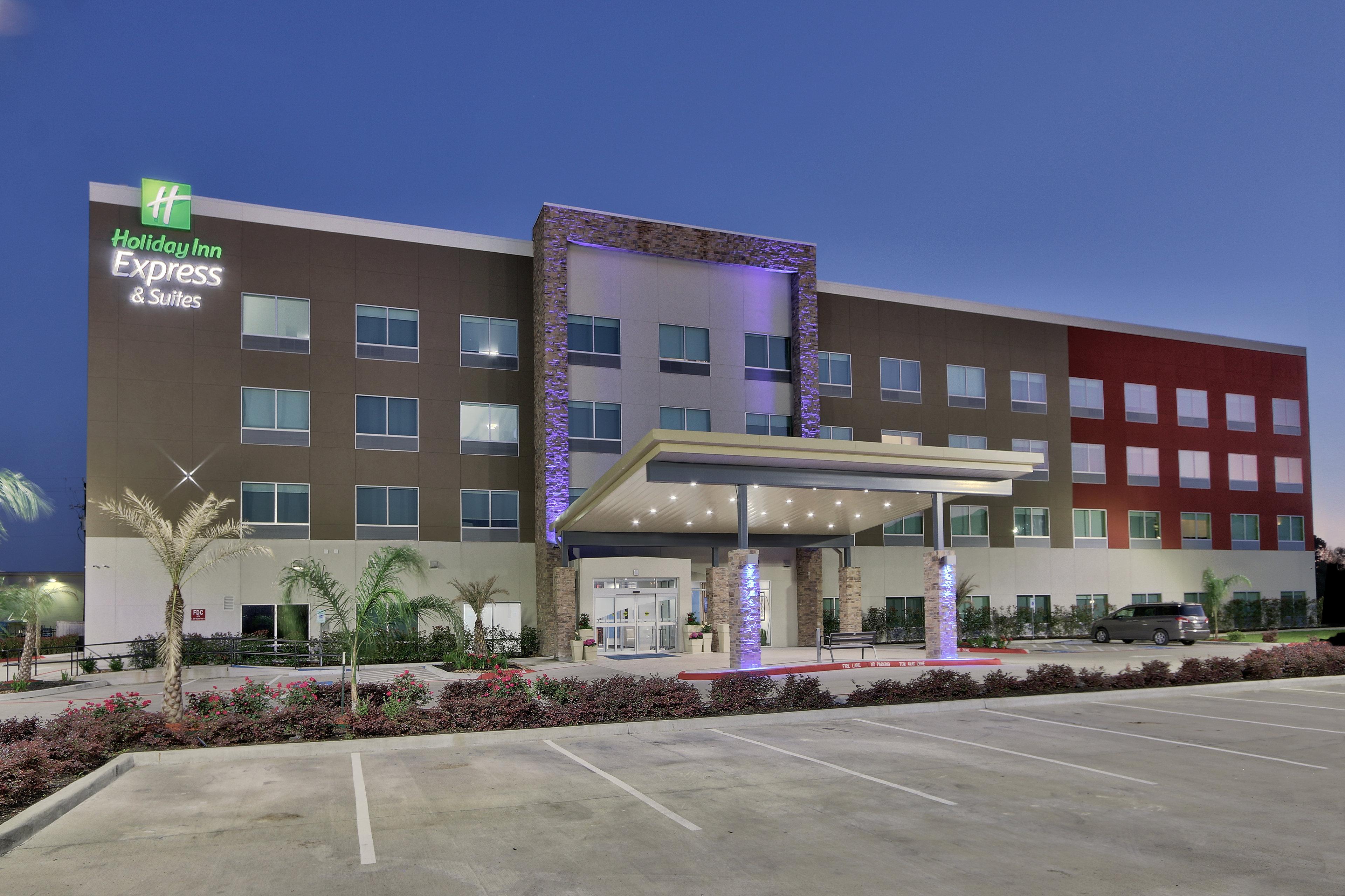 Holiday Inn Express & Suites - Houston East - Beltway 8 By Ihg Cloverleaf Eksteriør billede