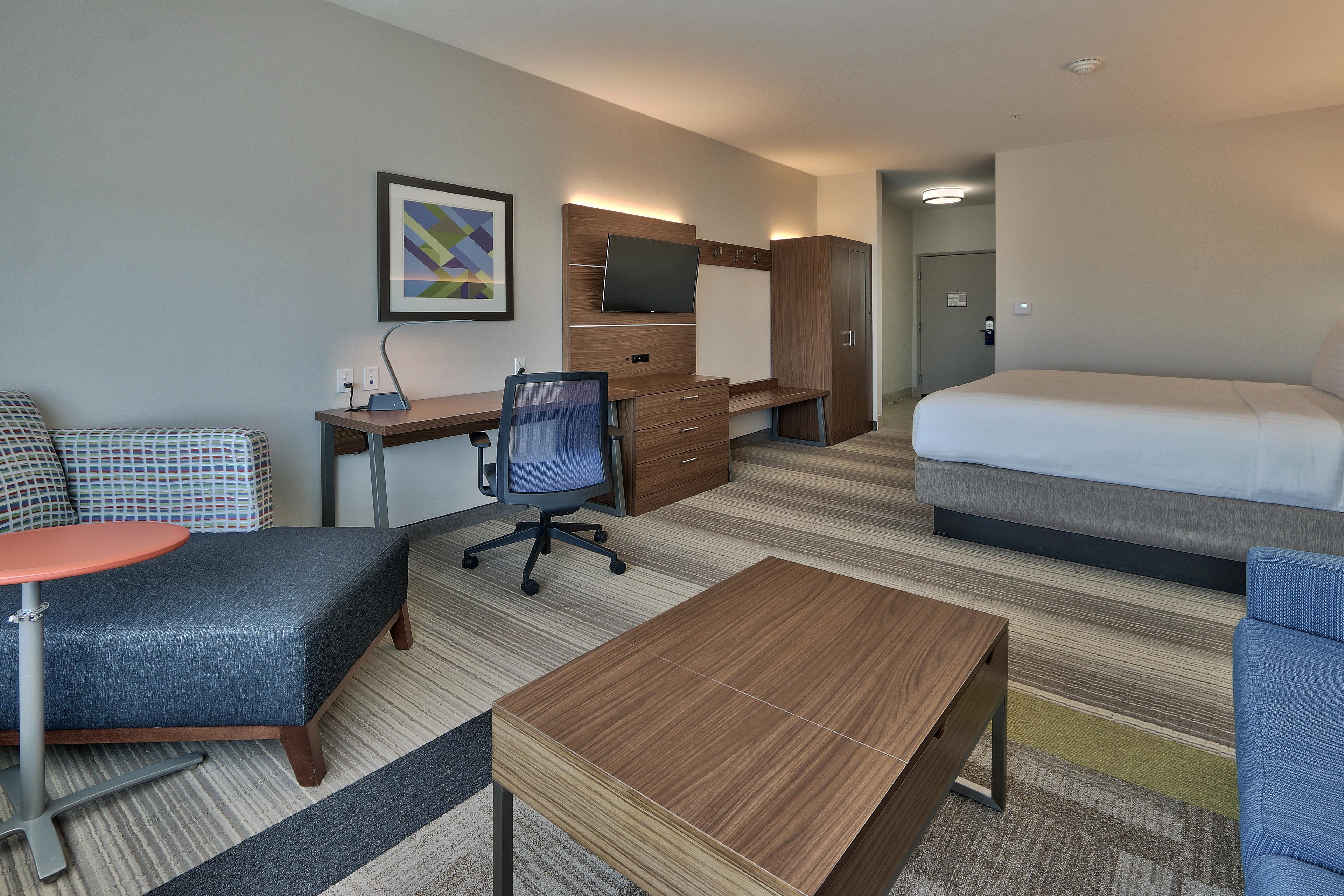 Holiday Inn Express & Suites - Houston East - Beltway 8 By Ihg Cloverleaf Eksteriør billede